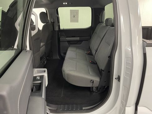 Used 2025 Ford F150 XLT w/ Equipment Group 301A Standard image 15