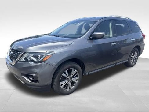 Used 2019 Nissan Pathfinder SV AWD/4WD image 3