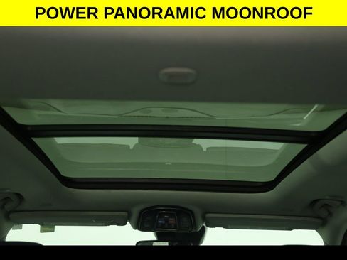 Used 2022 Jeep Grand Cherokee L Limited image 3