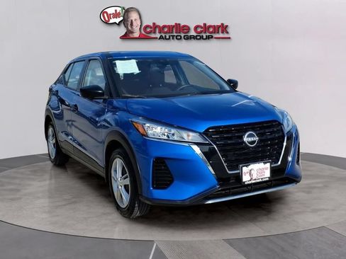 Used 2024 Nissan Kicks S FWD image 8