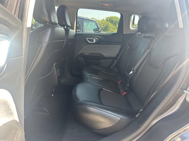 Used 2022 Jeep Compass Latitude w/ Convenience Group AWD/4WD image 12