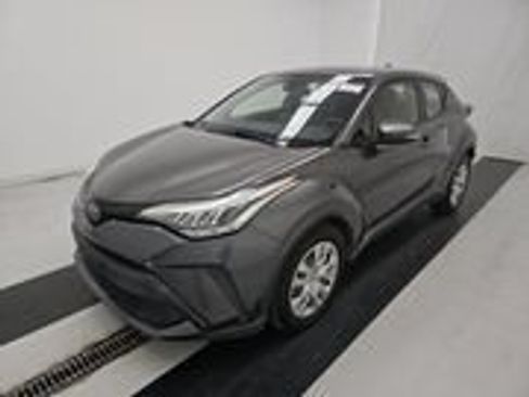 Used 2020 Toyota C-HR LE FWD image 1