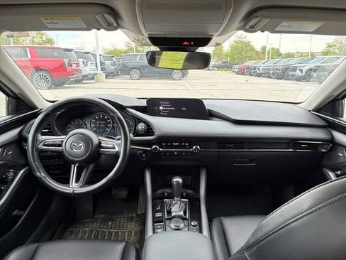 Used 2020 MAZDA MAZDA3 AWD Sedan w/ Preferred Package image 18