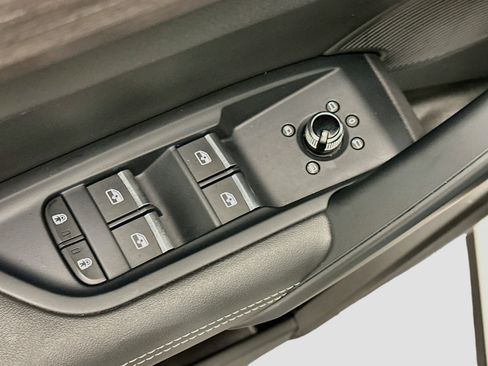 Used 2024 Audi Q5 2.0T Premium Plus AWD/4WD image 15