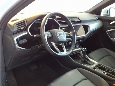 Used 2023 Audi Q3 2.0T Premium Plus w/ Premium Plus Package AWD/4WD image 9