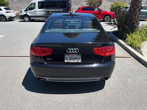 Used 2013 Audi S8 AWD/4WD image 7