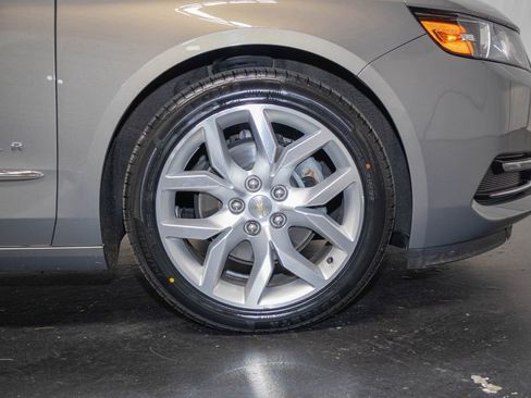 Used 2018 Chevrolet Impala Premier FWD image 8