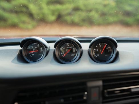 Used 2024 Nissan Z Sport w/ Floor Mat Package image 29