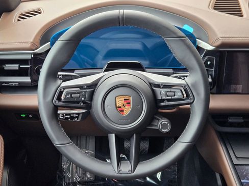 New 2026 Porsche Macan 4 Electric AWD/4WD image 15