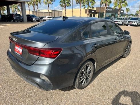 Used 2024 Kia Forte LXS w/ LXS Technology Package FWD image 6
