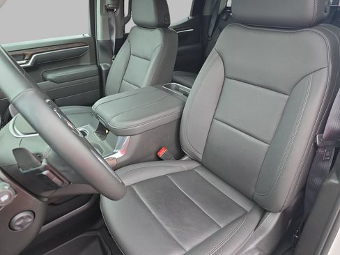 Used 2026 GMC Sierra 1500 SLT w/ SLT Premium Plus Package AWD/4WD image 17