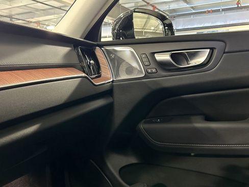 Used 2023 Volvo XC60 B5 Ultimate w/ Climate Package AWD/4WD image 20