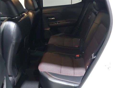 Used 2025 Nissan Kicks SR image 21