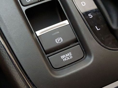 Used 2023 Honda CR-V LX image 30