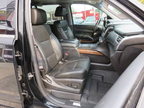 Used 2016 Chevrolet Suburban LTZ AWD/4WD image 11