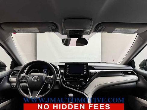Used 2023 Toyota Camry LE image 11
