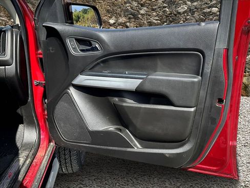 Used 2018 Chevrolet Colorado ZR2 image 22