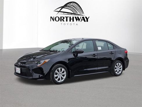 New 2026 Toyota Corolla LE image 6