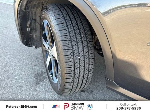 Used 2021 Mercedes-Benz GLC 300 4MATIC image 35