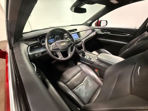 Used 2024 Cadillac XT5 Premium Luxury image 59