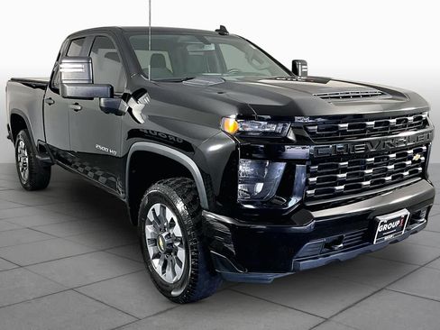 Certified 2022 Chevrolet Silverado 2500 Custom w/ Custom Value Package RWD image 3
