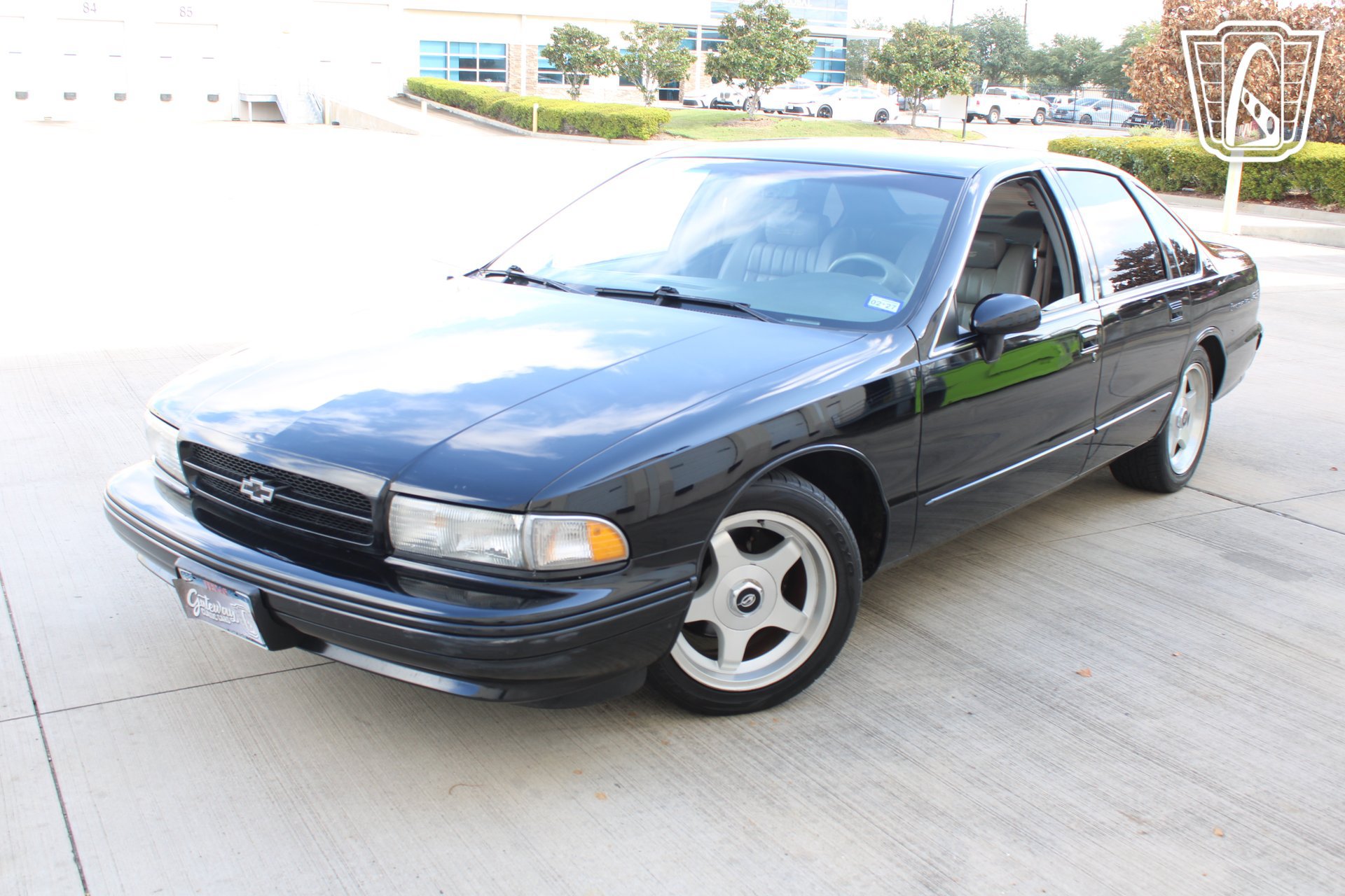 Used 1994 Chevrolet Caprice SS RWD image 35