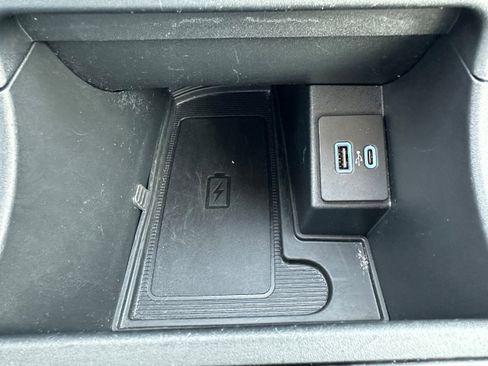 Used 2024 Ford Edge Titanium w/ Equipment Group 301A image 19