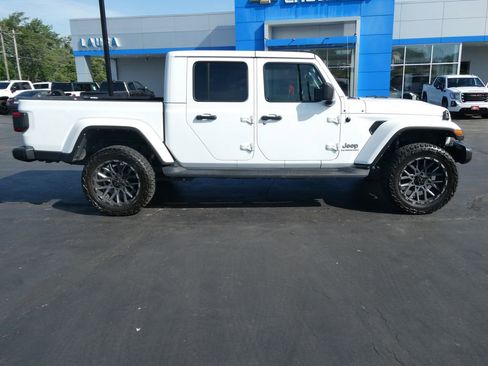 Used 2021 Jeep Gladiator Overland w/ Popular Equipment Package AWD/4WD image 4
