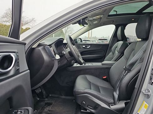 Used 2025 Volvo XC60 B5 Plus w/ Protection Package Premier image 14