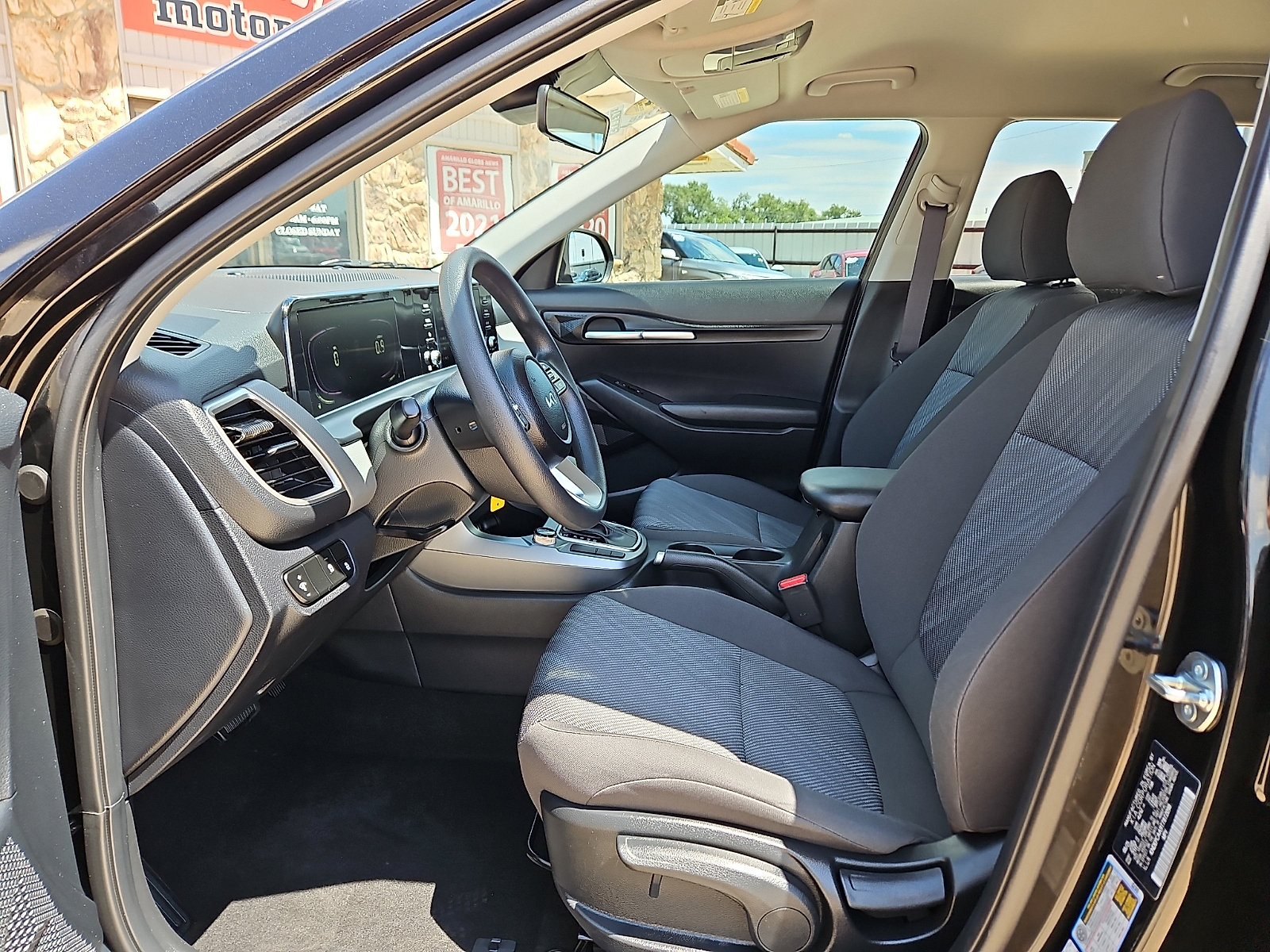 Used 2026 Kia Seltos LX AWD/4WD image 12