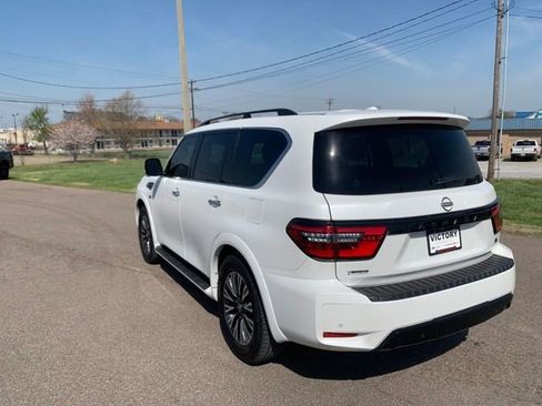 Used 2022 Nissan Armada SL w/ Midnight Edition Package image 5