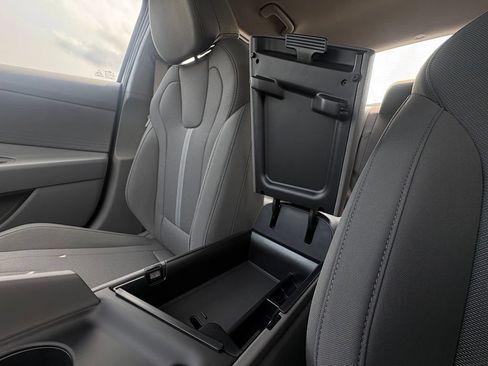 New 2026 Hyundai Elantra SE FWD image 26