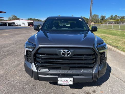 New 2026 Toyota Tundra SR5 w/ SR5 Convenience Package image 2