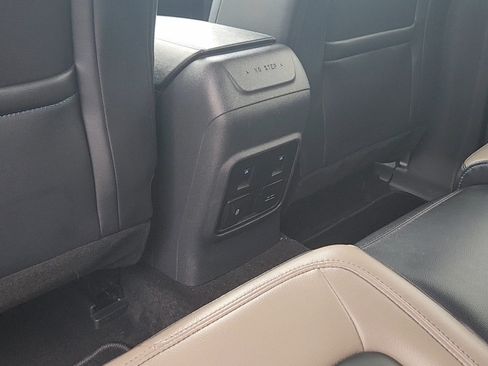 Certified 2024 Ford Bronco Wildtrak AWD/4WD image 17