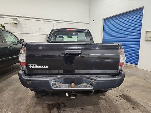Used 2011 Toyota Tacoma 4x4 Access Cab image 5