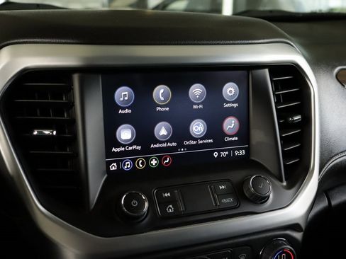 Used 2023 GMC Acadia SLE w/ Driver Convenience Package image 13