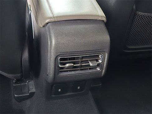 New 2026 Lincoln Corsair Premiere image 17