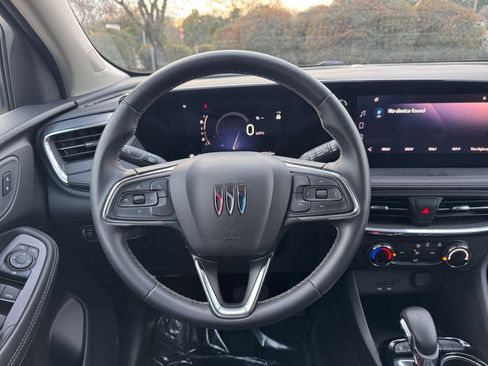 Used 2025 Buick Encore GX Preferred image 29