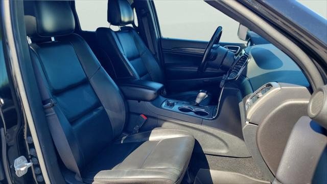 Used 2021 Jeep Grand Cherokee Limited AWD/4WD image 13