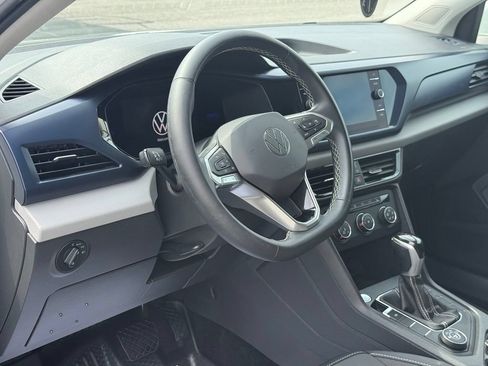 Used 2022 Volkswagen Taos SE AWD/4WD image 21