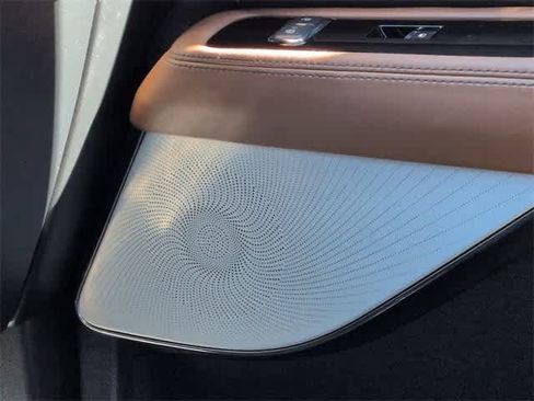 Used 2022 Lincoln Aviator Reserve w/ Equipment Group 201A image 32