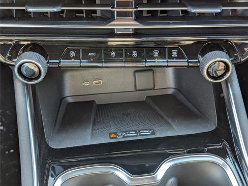 New 2026 Chevrolet Traverse LT w/ Driver Confidence Package image 22