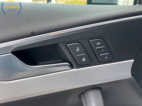 Used 2017 Audi A4 2.0T Premium w/ Audi MMI Navigation Plus image 39