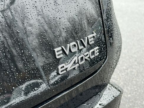 Used 2024 Nissan Ariya AWD image 11