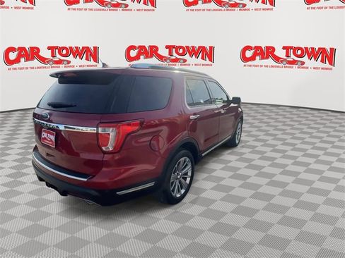 Used 2019 Ford Explorer Limited w/ Class III Trailer Tow Package image 8