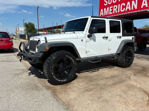 Used 2015 Jeep Wrangler Unlimited Sport w/ Quick Order Package 24S AWD/4WD image 1