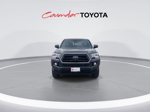 Certified 2023 Toyota Tacoma SR5 image 3