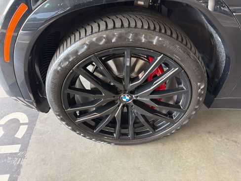Used 2024 BMW X6 xDrive40i w/ Executive Package AWD/4WD image 11