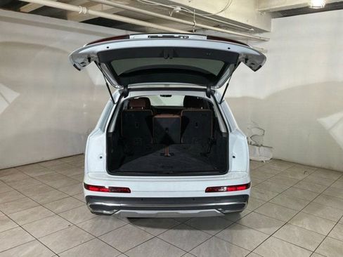Used 2023 Audi Q7 3.0T Premium Plus w/ Premium Plus Package AWD/4WD image 20