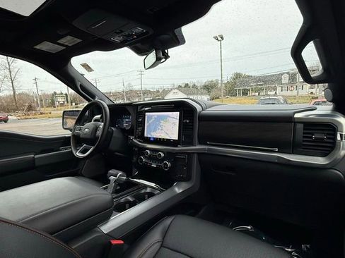 Used 2025 Ford F150 Lariat w/ Equipment Group 502A High image 28